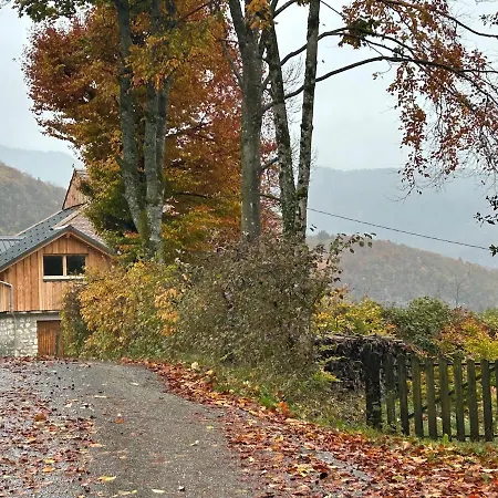La Petite Maison Semesterbostad Saint-Christophe (Savoie)