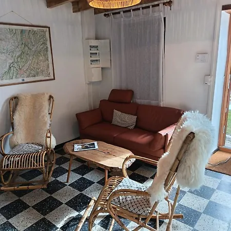 펜션 La Petite Maison Saint-Christophe (Savoie)
